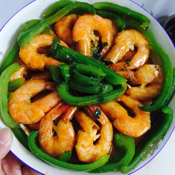 耗油尖椒炒对虾《比虾更美味》