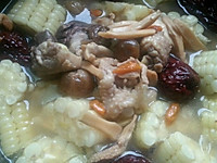 【墨鱼炖鸡】