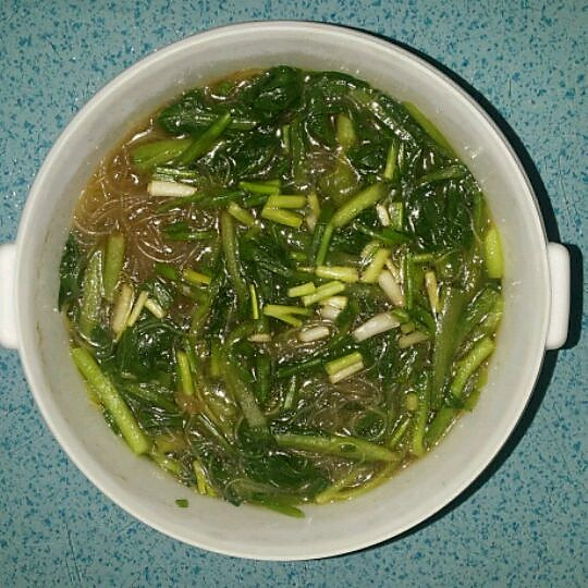 肉丝香菇青菜粉丝汤