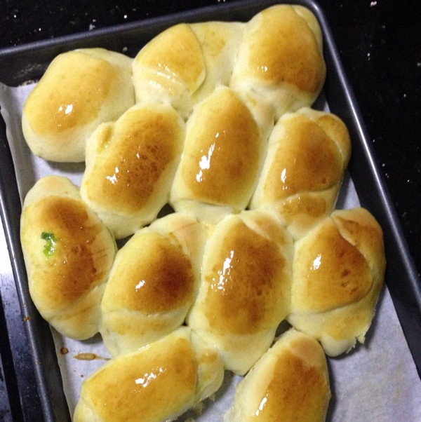 绿茶猪菲菲做的黄油面包的做法