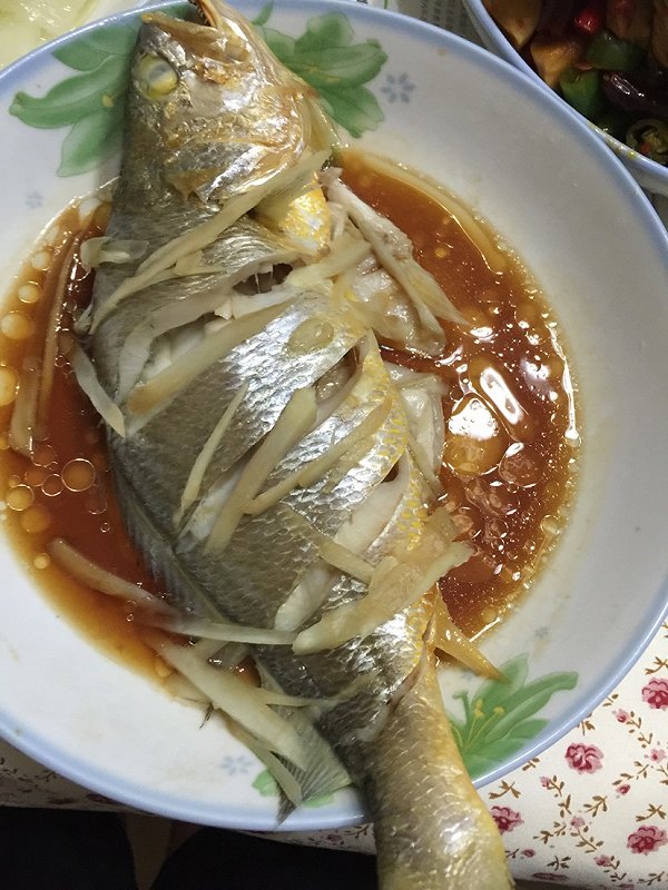 清蒸黄鱼的做法