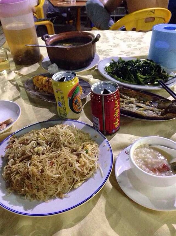 宵夜啤酒烧烤图 卡通