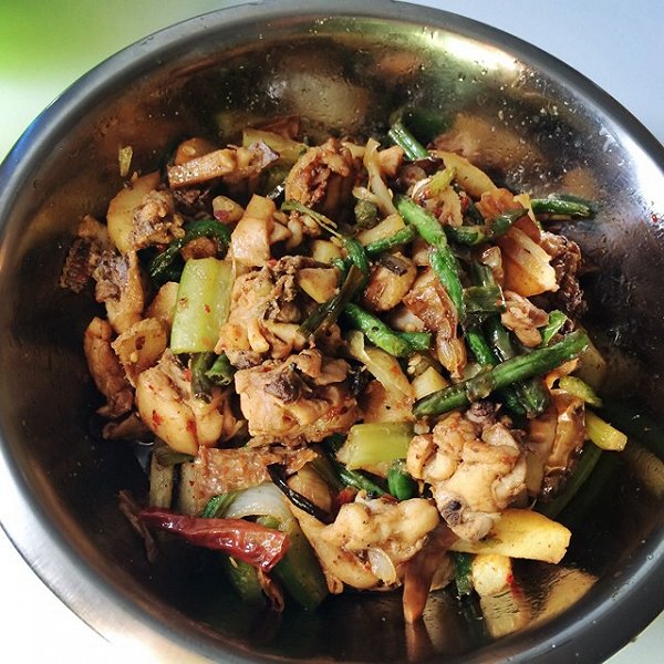 干锅鸡生肖代表的田鸡图片