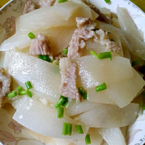 陈陈做的白萝卜炒肉的做法