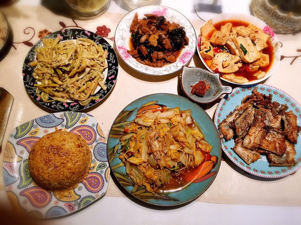 早餐和午餐都是吃外卖,所以晚上我只要有空就会做