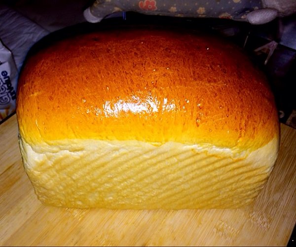 yueer月儿做的黄金枕头似的奶香面包的做法