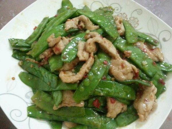 豌豆片炒肉