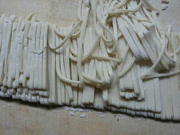 袅袅兮秋风做的手擀面的做法